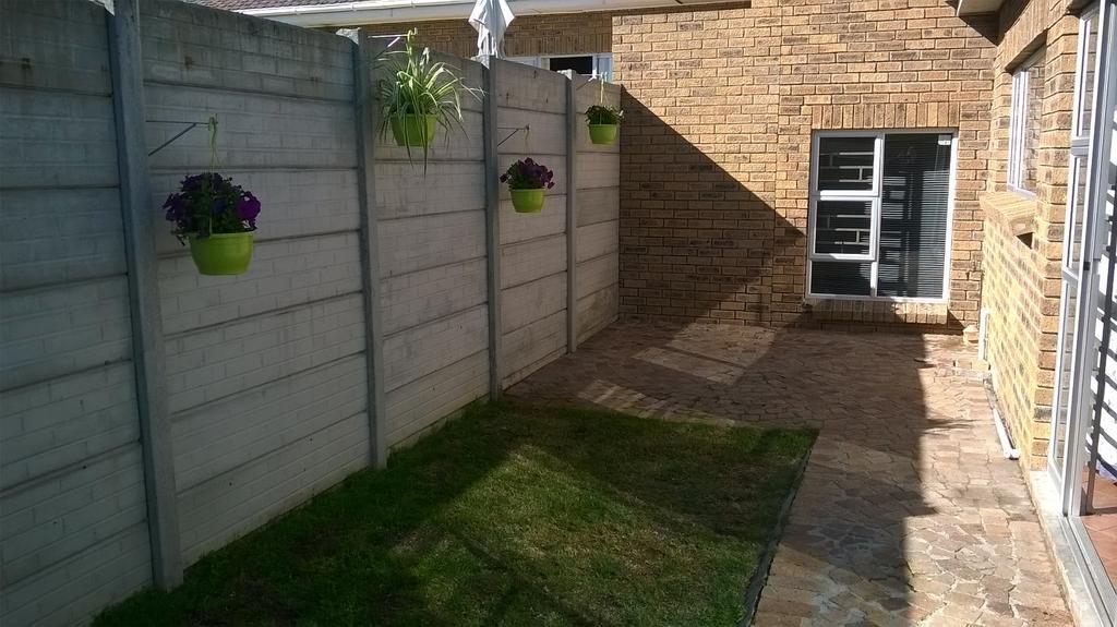 Getaway Self-Catering Tyger Valley Durbanville Exterior foto