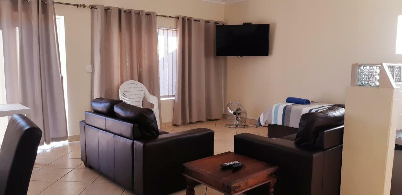 Getaway Self-Catering Tyger Valley Durbanville Exterior foto